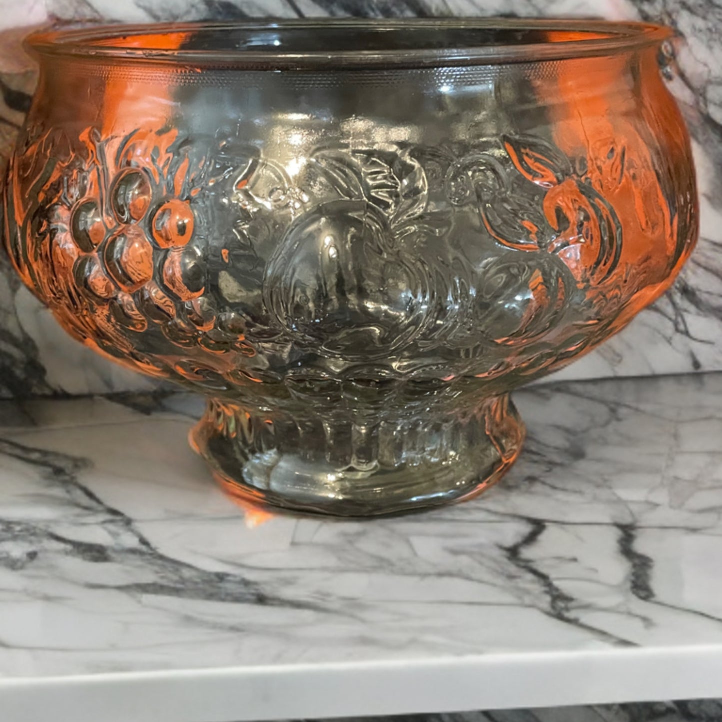 Vintage Clear Pressed Glass Punch Bowl – Classic Embossed Fruit Design (Mid-Century Style)Large Capacity